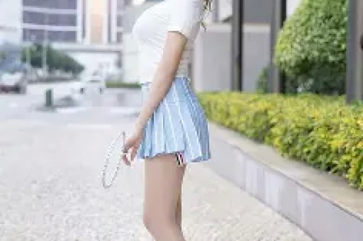 冲上热搜！47岁女演员小李琳复出网友：古装气质依旧