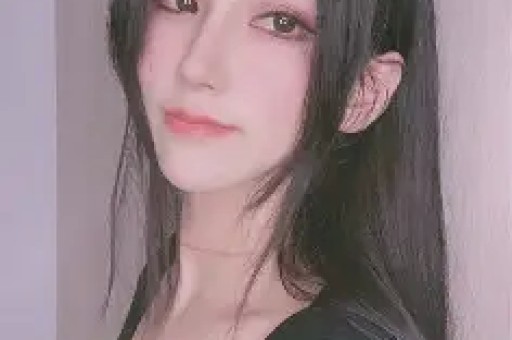 奶糖Logo“白桃少女”：设计寓意、视觉识别与使用解读